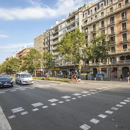 63par1016- Sunny In Paralel * Barcelona
