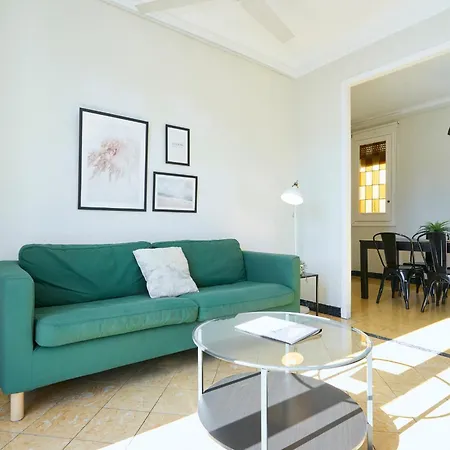 63par1016- Sunny In Paralel * Barcelona